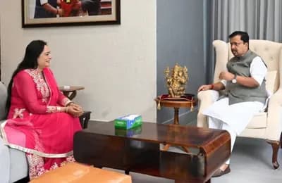 जयाप्रदा ने भाजपा राष्ट्रीय अध्यक्ष नितिन नबीन से की आत्मीय भेंट