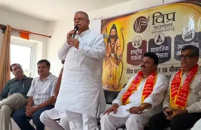विप्र फाउंडेशन परिवार में नई ऊर्जा, नई दिशा और नया संकल्प -सुशील ओझा
