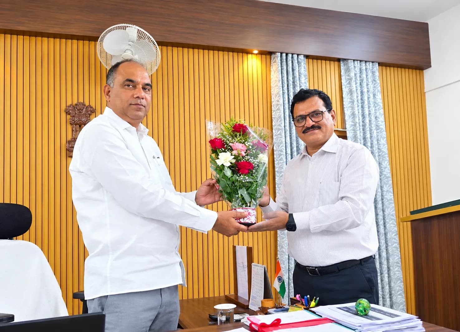 जैसलमेर न्यूज : एडीएम नरेंद्रपाल सिंह का स्वागत, पदभार संभालने के बाद अधिकारियों-जनप्रतिनिधियों ने की मुलाकात