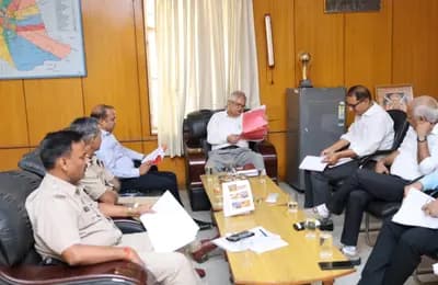 सीकर में पंचायतीराज चुनाव की तैयारियों की समीक्षा, राज्य निर्वाचन आयुक्त ने दिए दिशा-निर्देश