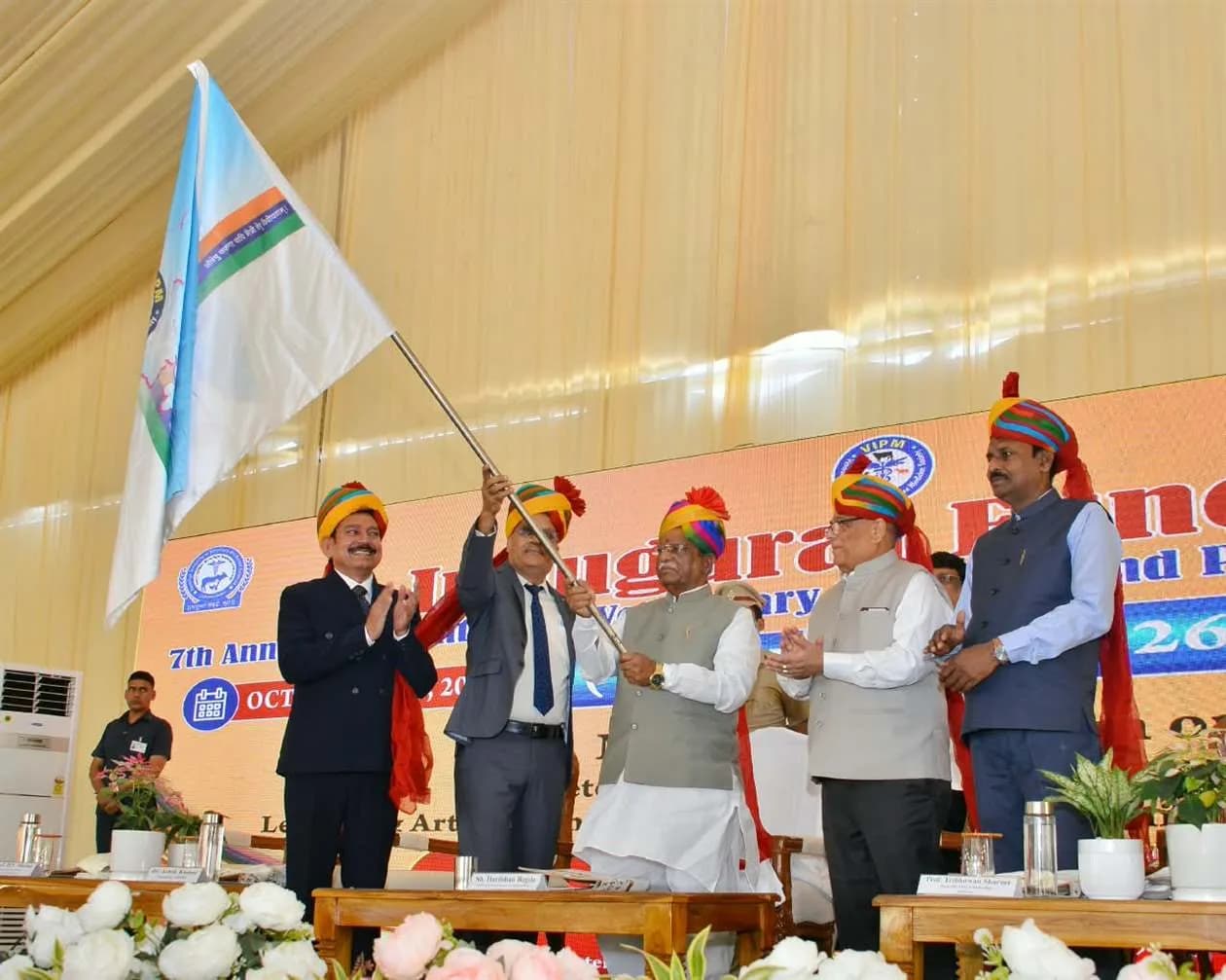 “वेटनरी मेडिसन इन दी डिजिटल ऐरा” विषयक राष्ट्रीय सिम्पोजियम आयोजित पशुपालन ग्रामीण अर्थव्यवस्था, राष्ट्रीय आय और रोजगार का बहुत बड़ा आधार पशु चिकित्सा और पशुधन संरक्षण में भी राजस