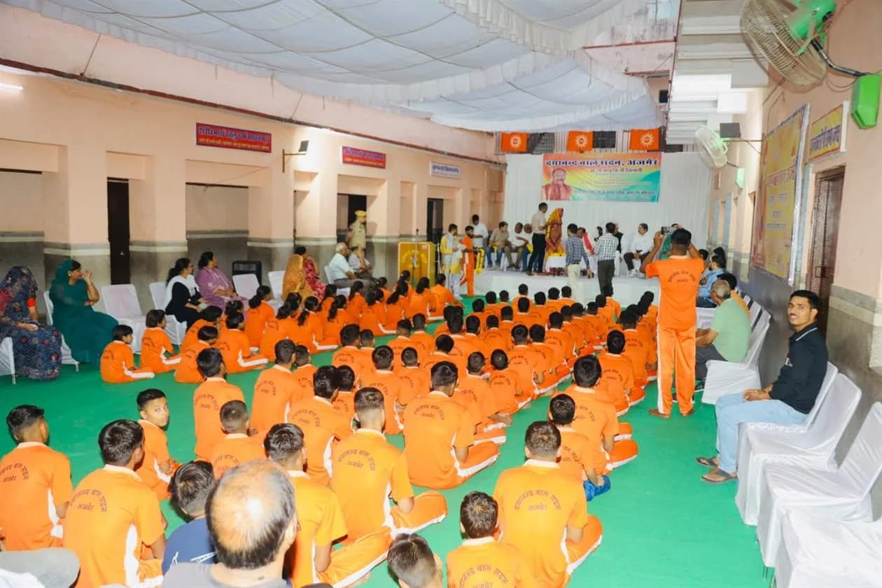 अजमेर के दयानन्द बाल सदन में 10 लाख रुपए की लागत से निर्माण एवं जीर्णाेद्धार कार्य का विधानसभा अध्यक्ष ने किया शुभारम्भ