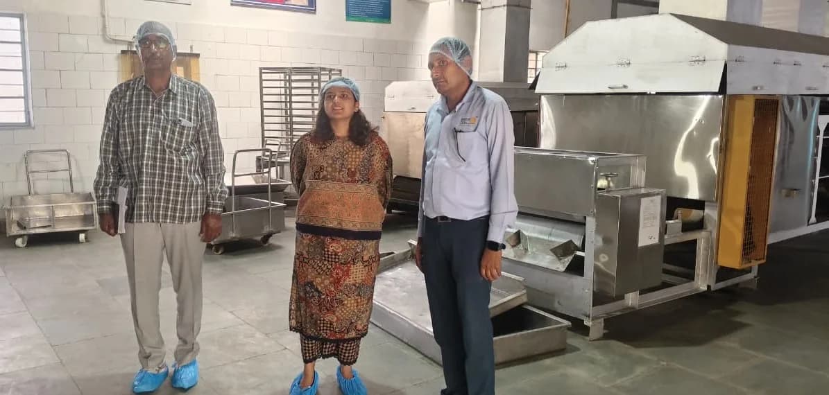 बीकानेर न्यूज़ : 225 स्कूलों की थाली का ‘किचन कंट्रोल रूम’ में अचानक पहुंचीं सीईओ शैलजा पांडे