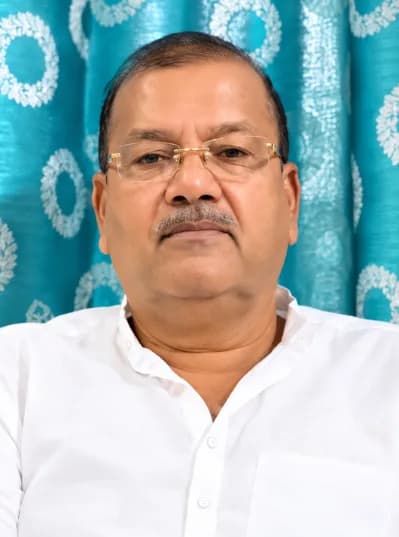 Bikaner News : महापौर की कुर्सी पर वैश्य समाज को कांग्रेस ने नहीं दिया मौका,नवरतन डागा ने निर्दलीय पर्चा भरकर जताई नाराजगी