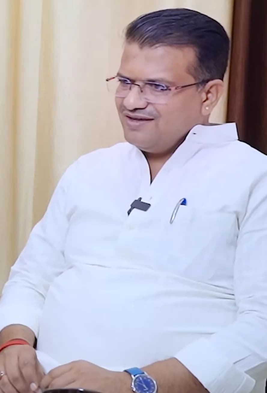 महापौर अपनी प्रशासनिक अक्षमता की जिम्मेदारी आयुक्त पर डालना चाहते थे: डॉ. सुरेंद्र सिंह