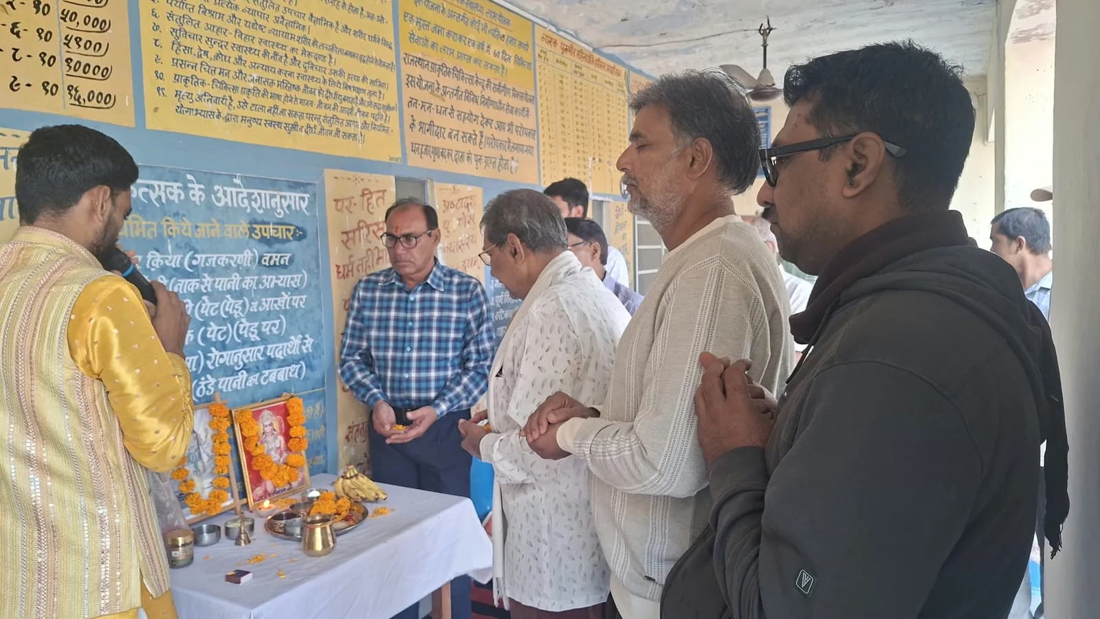 शरद पूर्णिमा पर राजस्थान प्राकृतिक चिकित्सा केंद्र में 200 से अधिक लोगों को वितरित की औषधियुक्त खीर