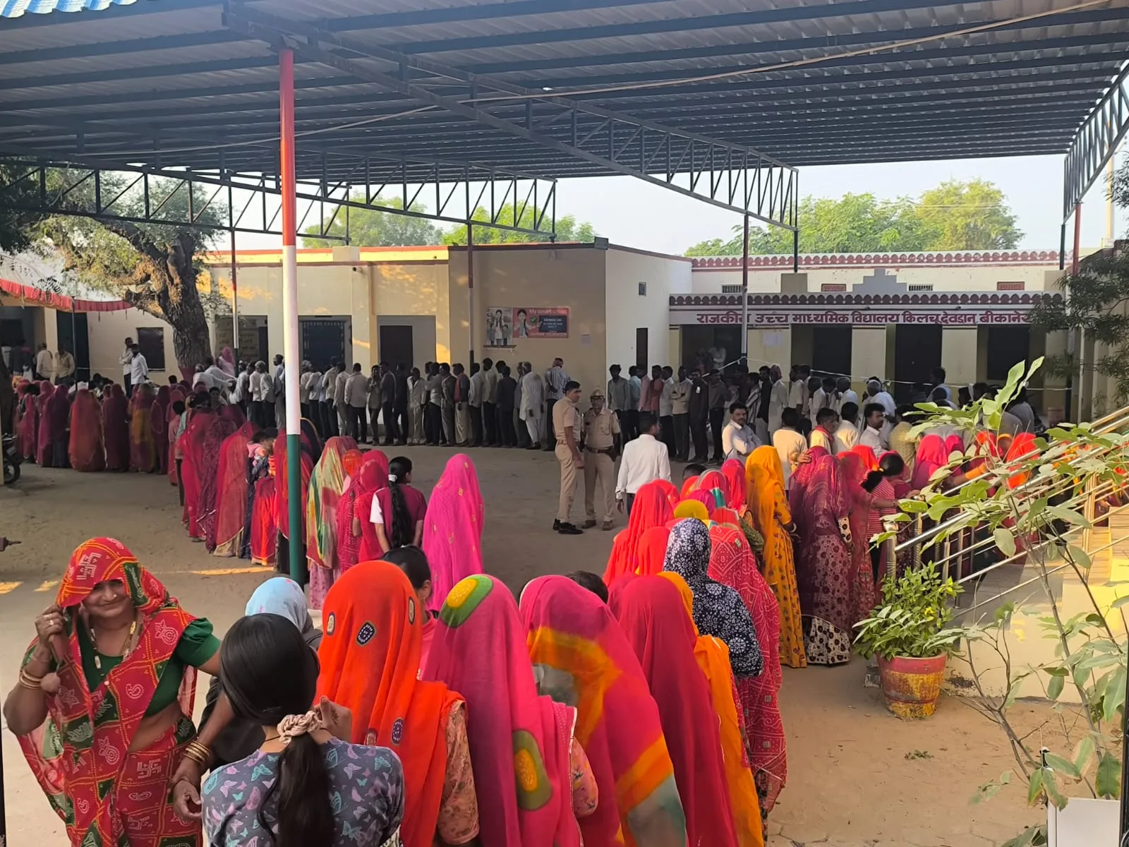 बीकानेर की 137 ग्राम पंचायतों में आज सरपंच-वार्ड पंच चुनाव, 3.35 लाख मतदाता करेंगे मतदान