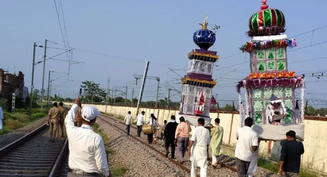 गोरखपुर में रेल लाइन पर ही निकाल दिया मुहर्रम का जुलूस, सुरक्षा को ताक पर रख जोखिम भरा आयोजन