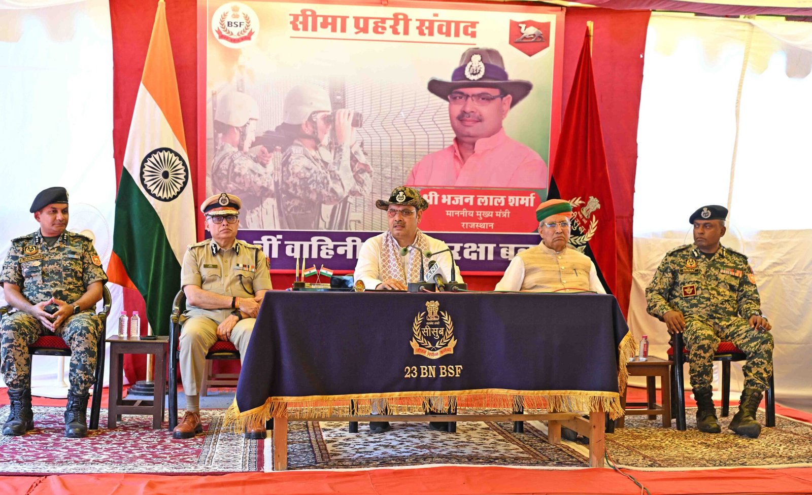 मुख्यमंत्री ने अनूपगढ़ में बीएसएफ चौकी का किया निरीक्षण,जवानों से किया संवाद