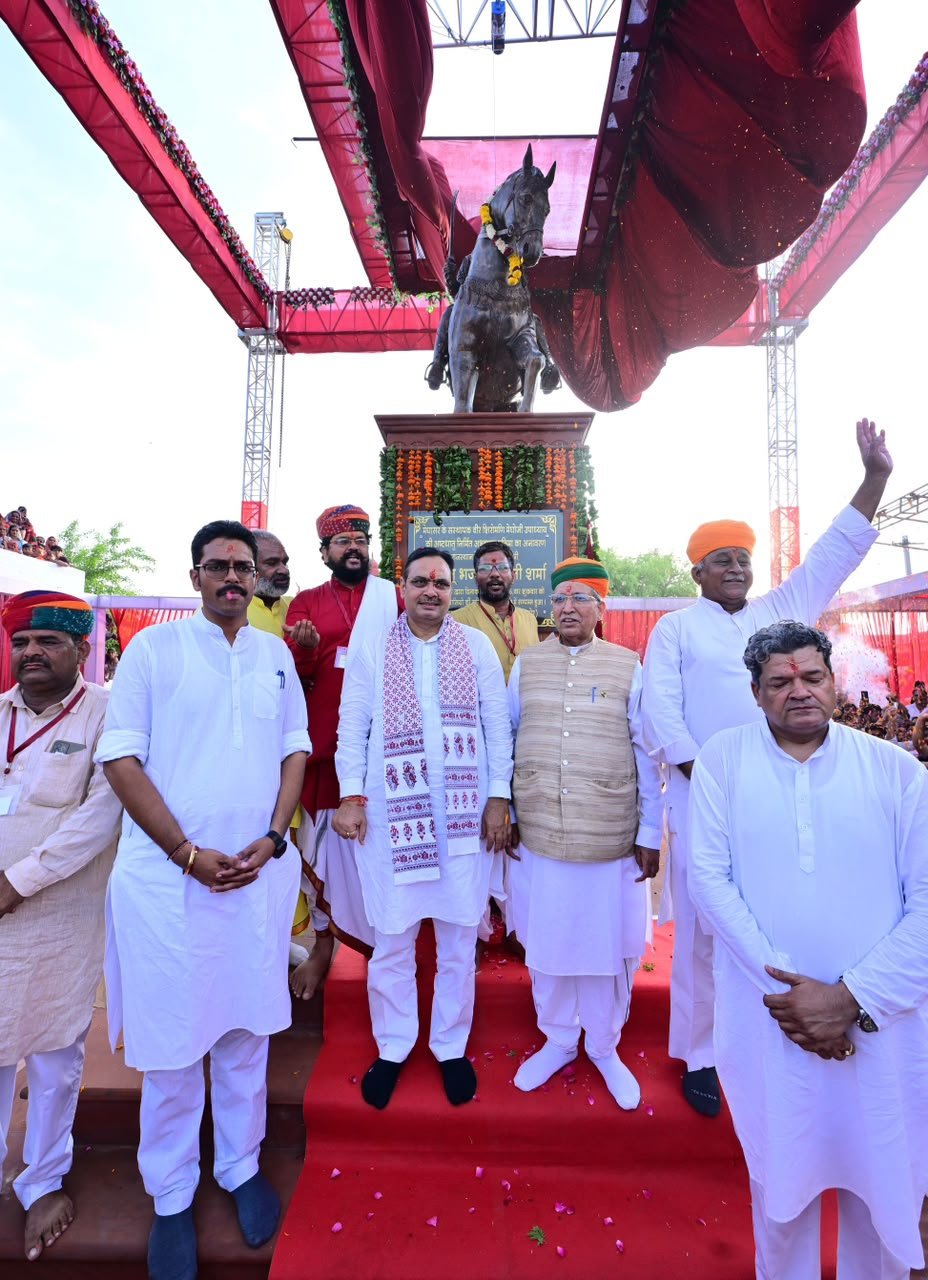 मुख्यमंत्री भजनलाल शर्मा ने मेघोजी उपाध्याय की प्रतिमा का किया अनावरण, आज मुंधड़ा मेडिसिन विंग का करेंगे उद्घाटन